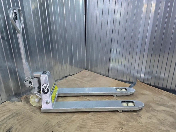 Тележка гидравлическая оцинкованная 2500 кг 1150 мм нейлоновые колеса TOR WH-25G