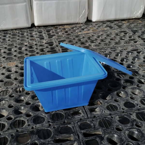 Ванна K 200л с крышкой синяя